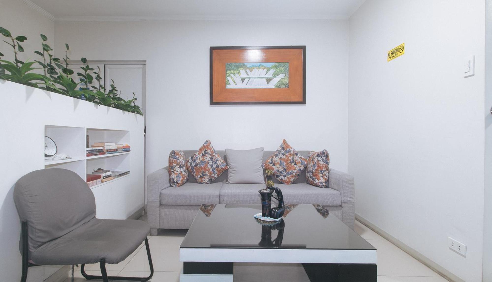 Urbanview At Evangelista Street Makati Makati City Extérieur photo