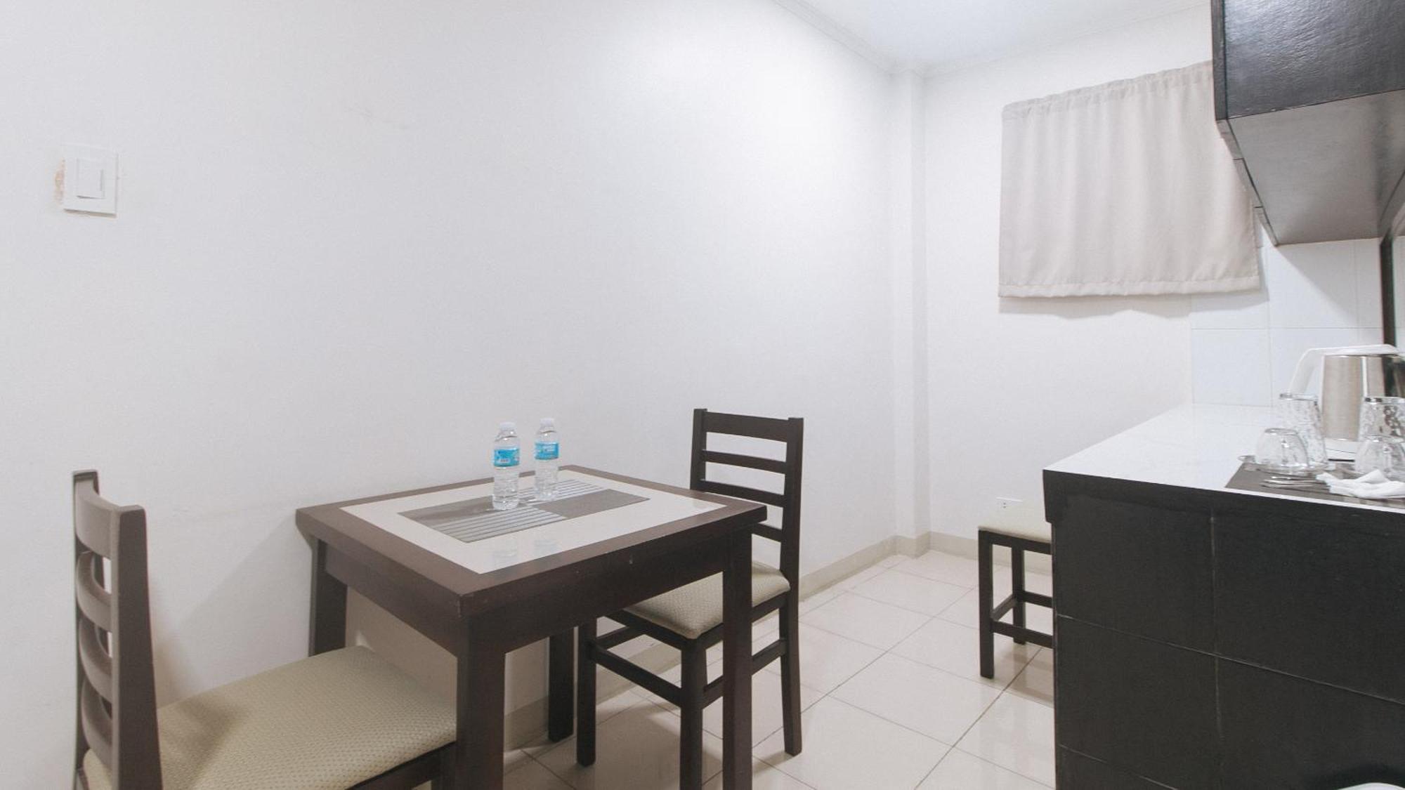 Urbanview At Evangelista Street Makati Makati City Extérieur photo