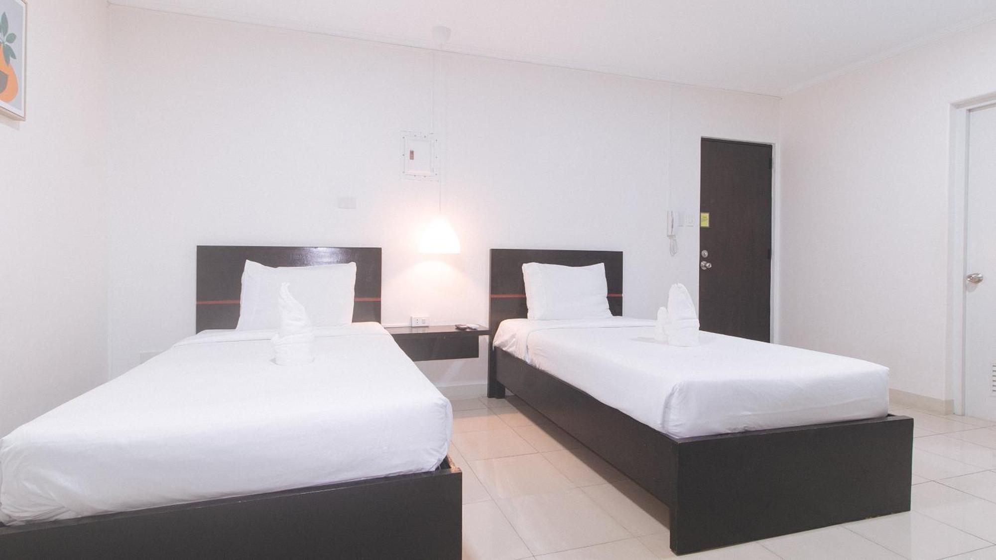 Urbanview At Evangelista Street Makati Makati City Extérieur photo