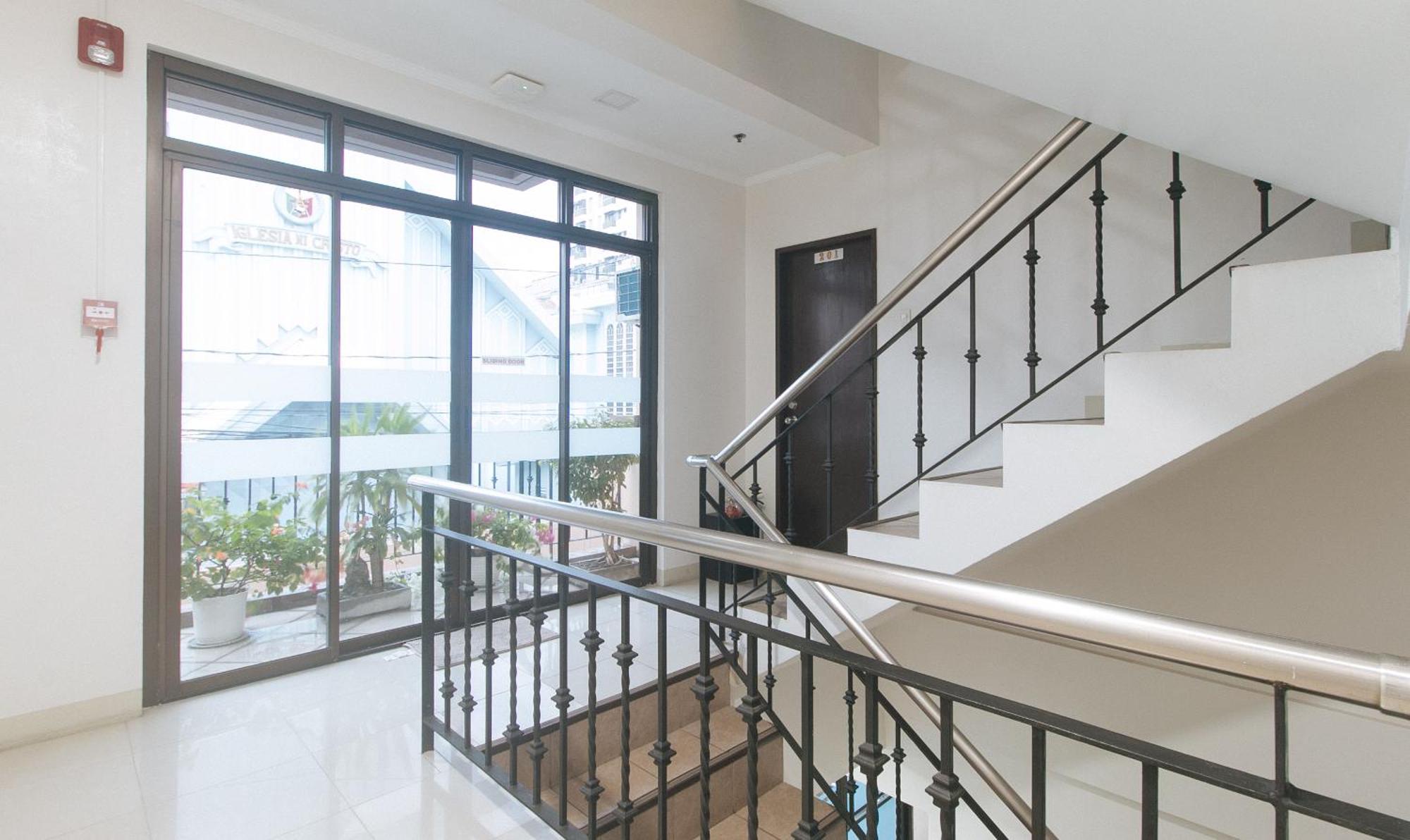 Urbanview At Evangelista Street Makati Makati City Extérieur photo
